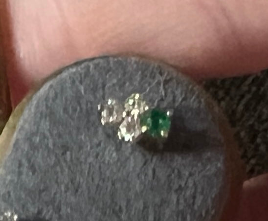 EJ3051GS Emerald and Diamond Cluster