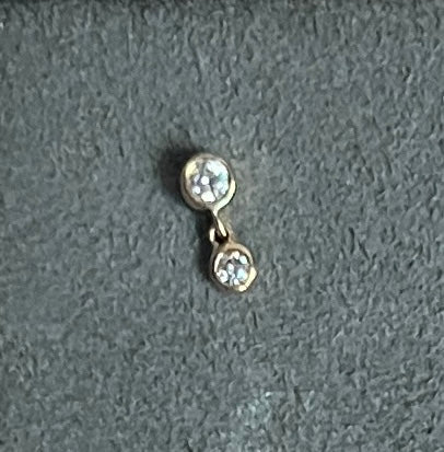 EJ4027GF Round Bezel Dangle