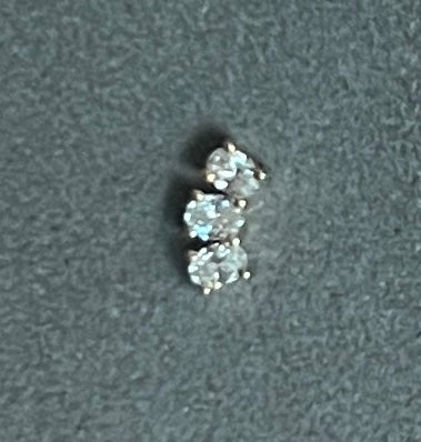 EJ4013GF Triple Oval Diamond